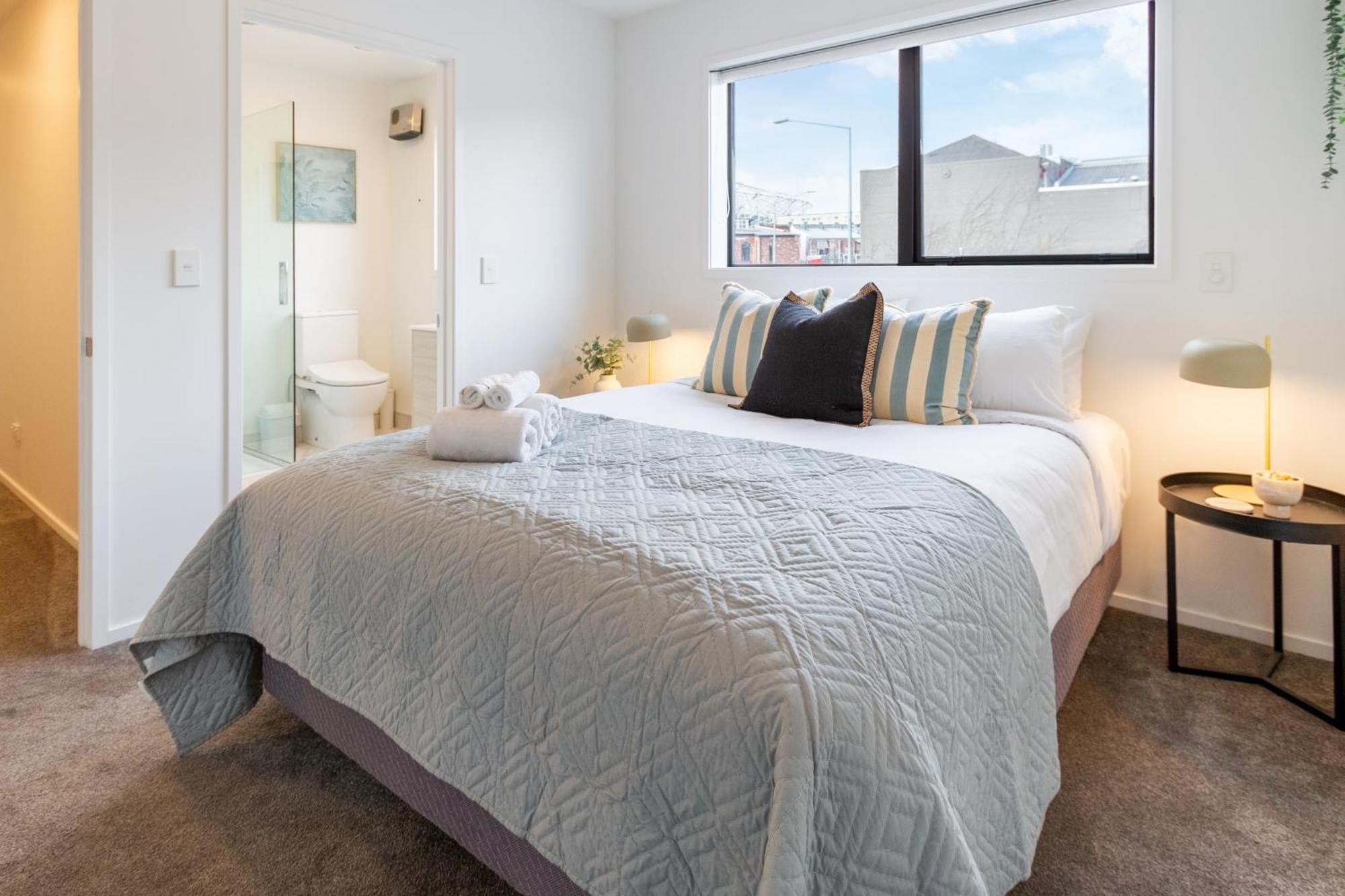 Stylish Central City Townhouse Next To Little High Christchurch Kültér fotó